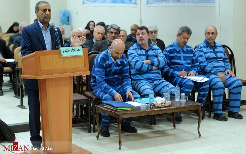 وقتی مدیران شرکت‌ها را احضار کردیم، عده‌ای معتاد با دمپایی آمدند!